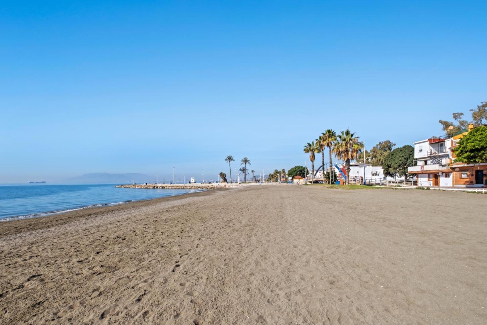 Apartamento Frente A La Playa Málaga Buitenkant foto